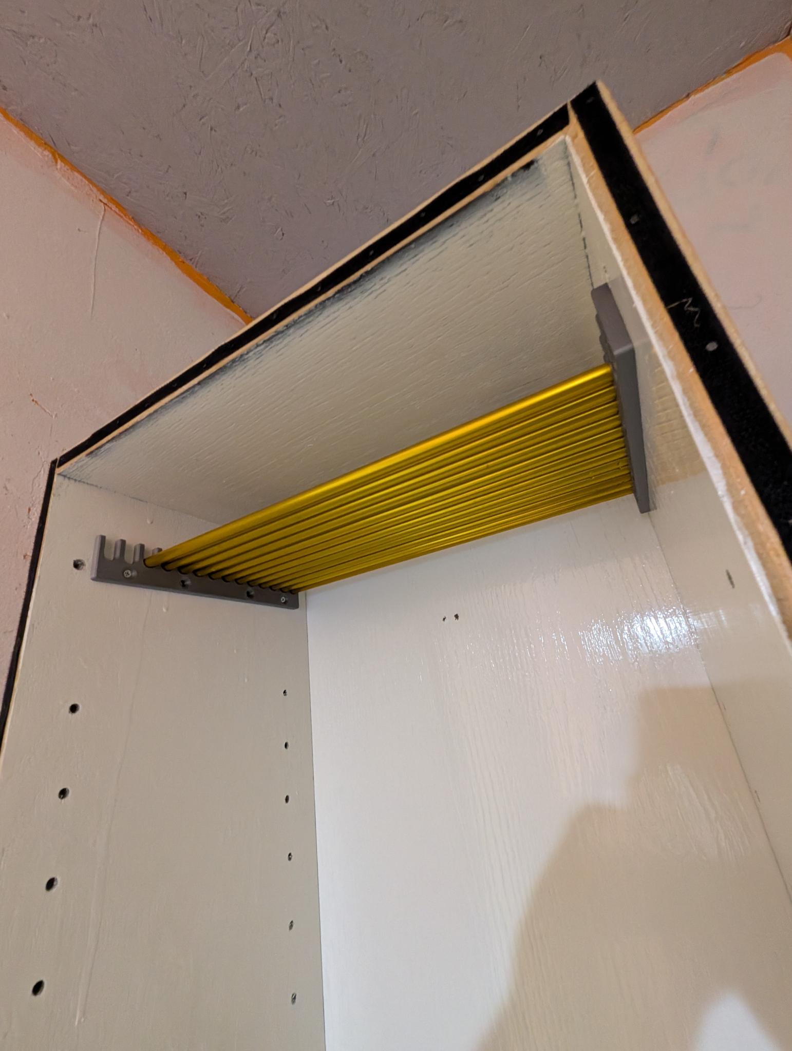 negative-cabinet-03.jpg